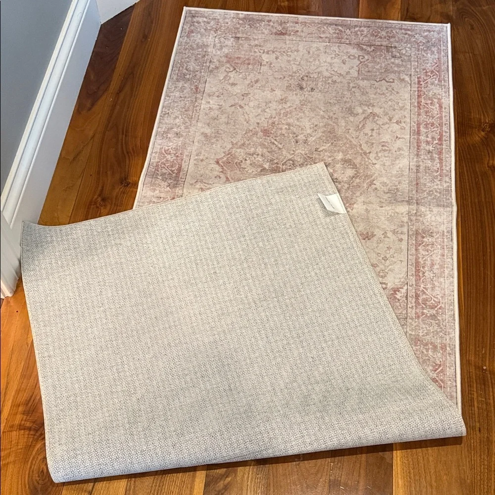 Elegant Cream and Pink Runner Rug